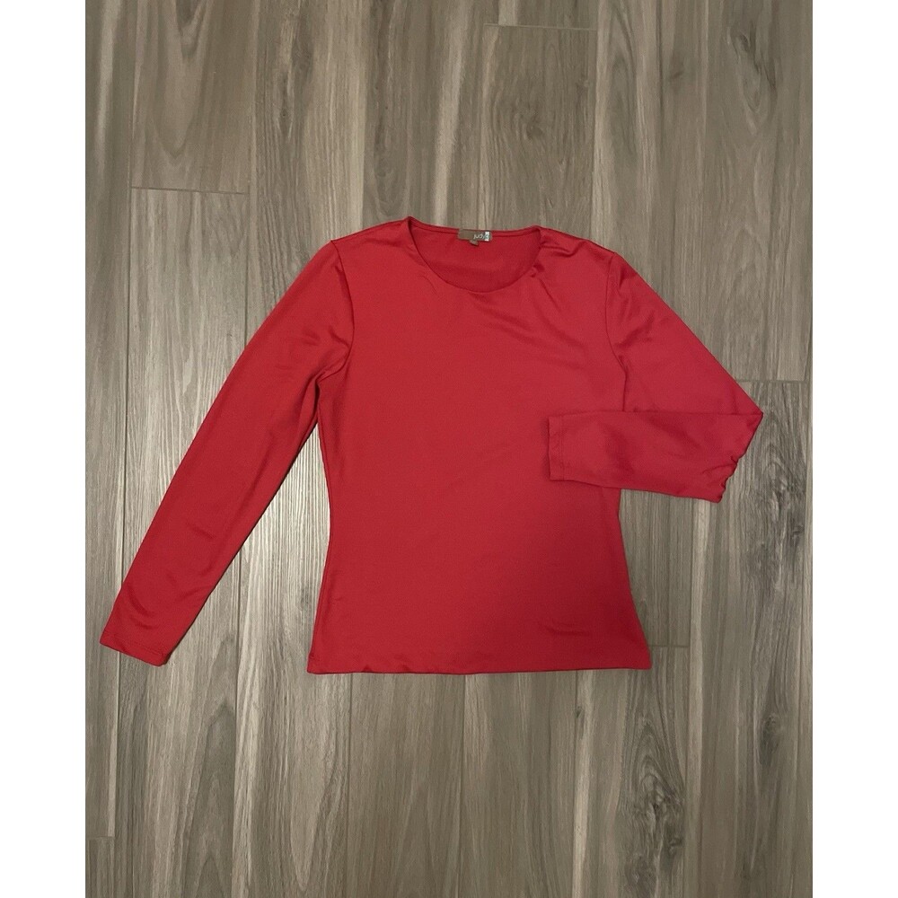 Judy P Top Women’s Size M Red 3/4 Sleeve  Round Neck Minimalist Staple Classy
